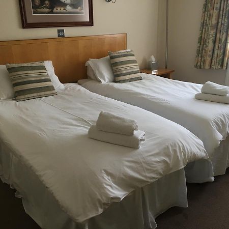 Downsview Hotel Ashford  Eksteriør billede